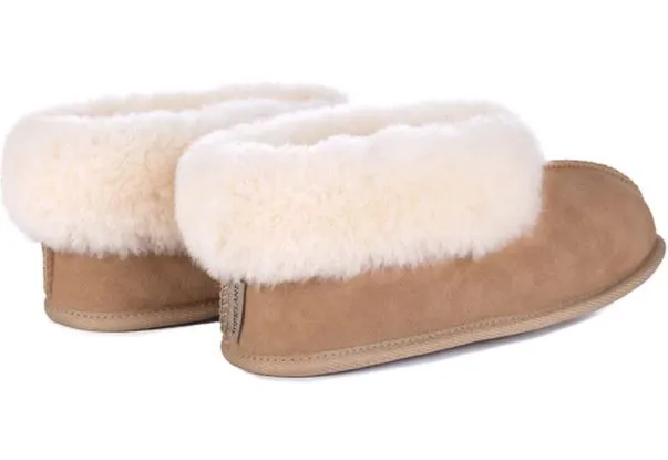 Hemma - sheepskin slippers for women