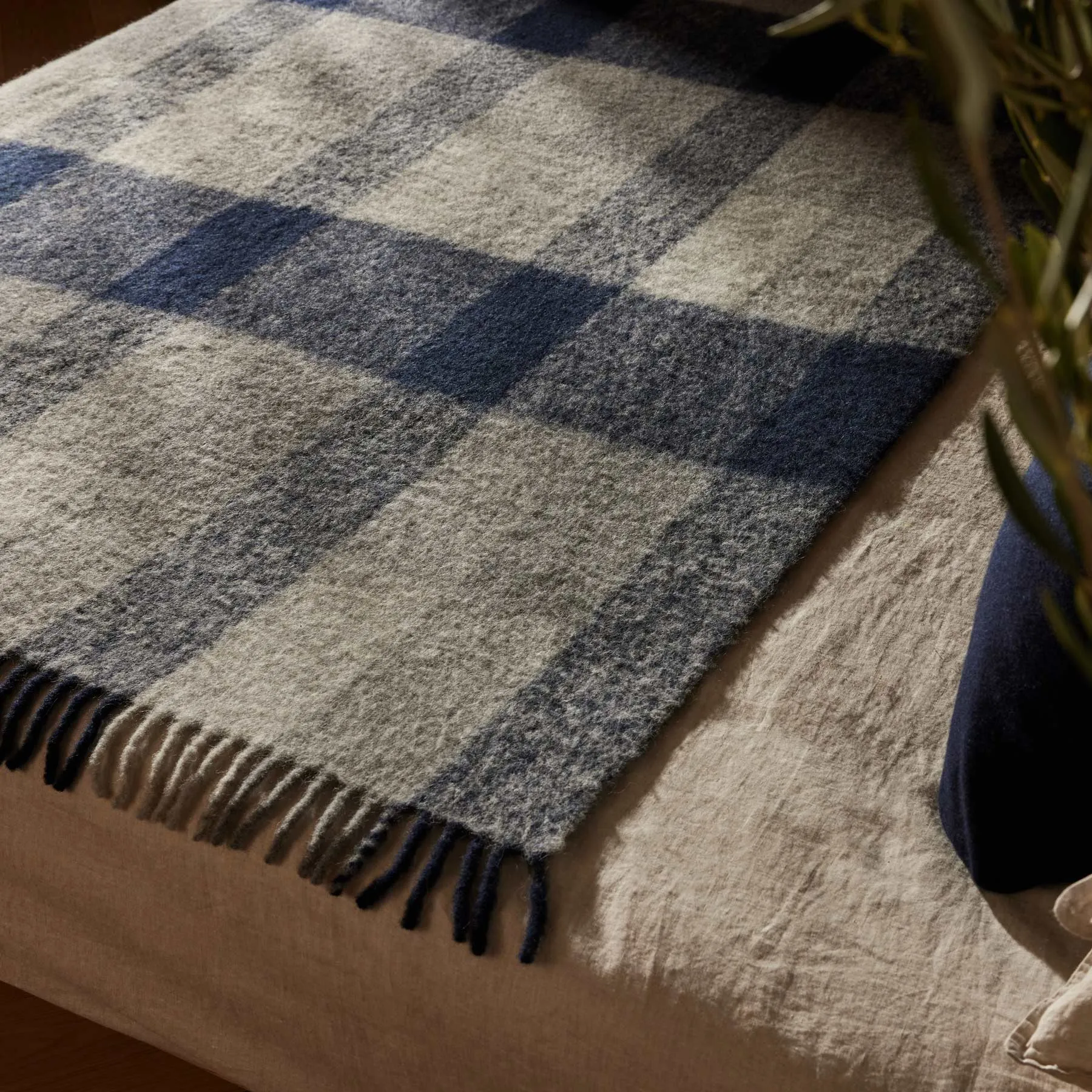 Plaid Alpaca Wool Throw - Navy