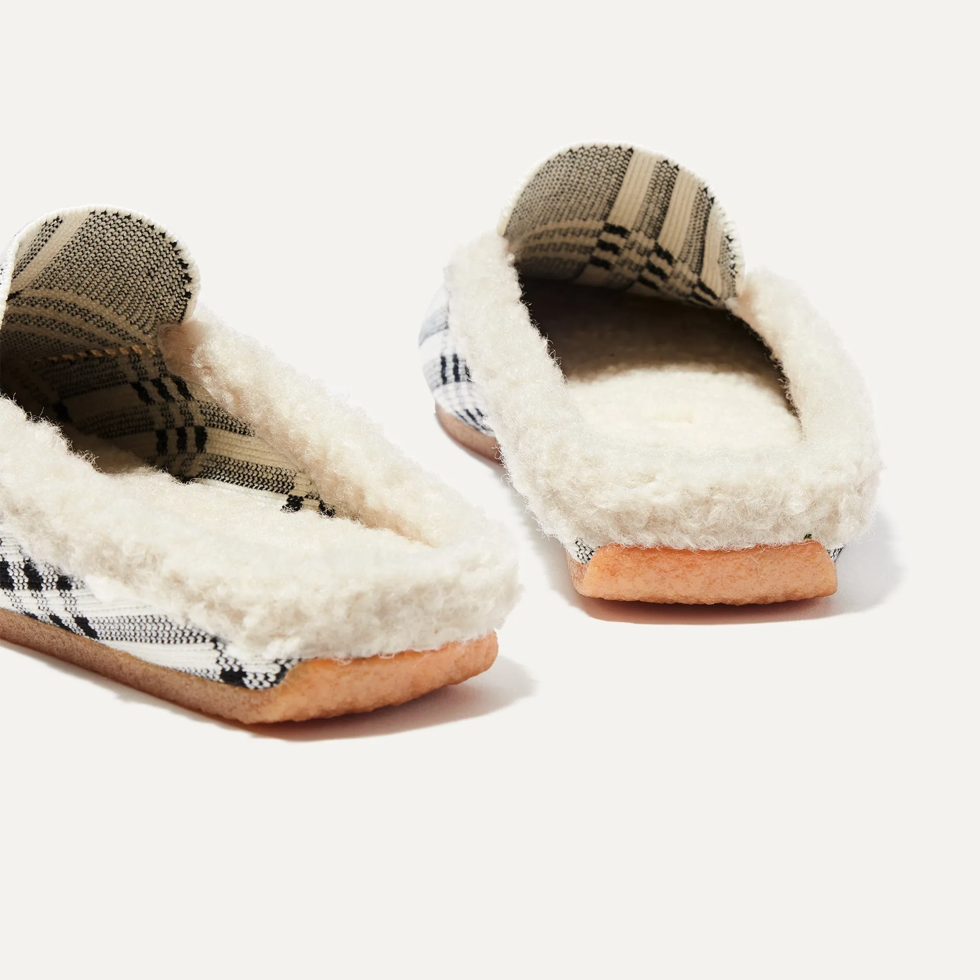 The Scuff Slipper - Cozy Plaid